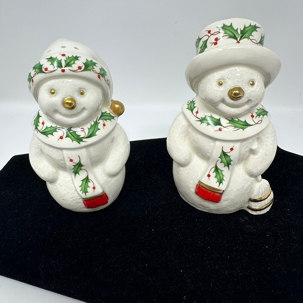 Lenox Salt & Pepper Shakers Unisex OS White Holiday Snowman Holly Gold 2349